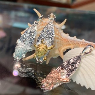 ハワイアンジュエリー 海亀ペンダントトップ
