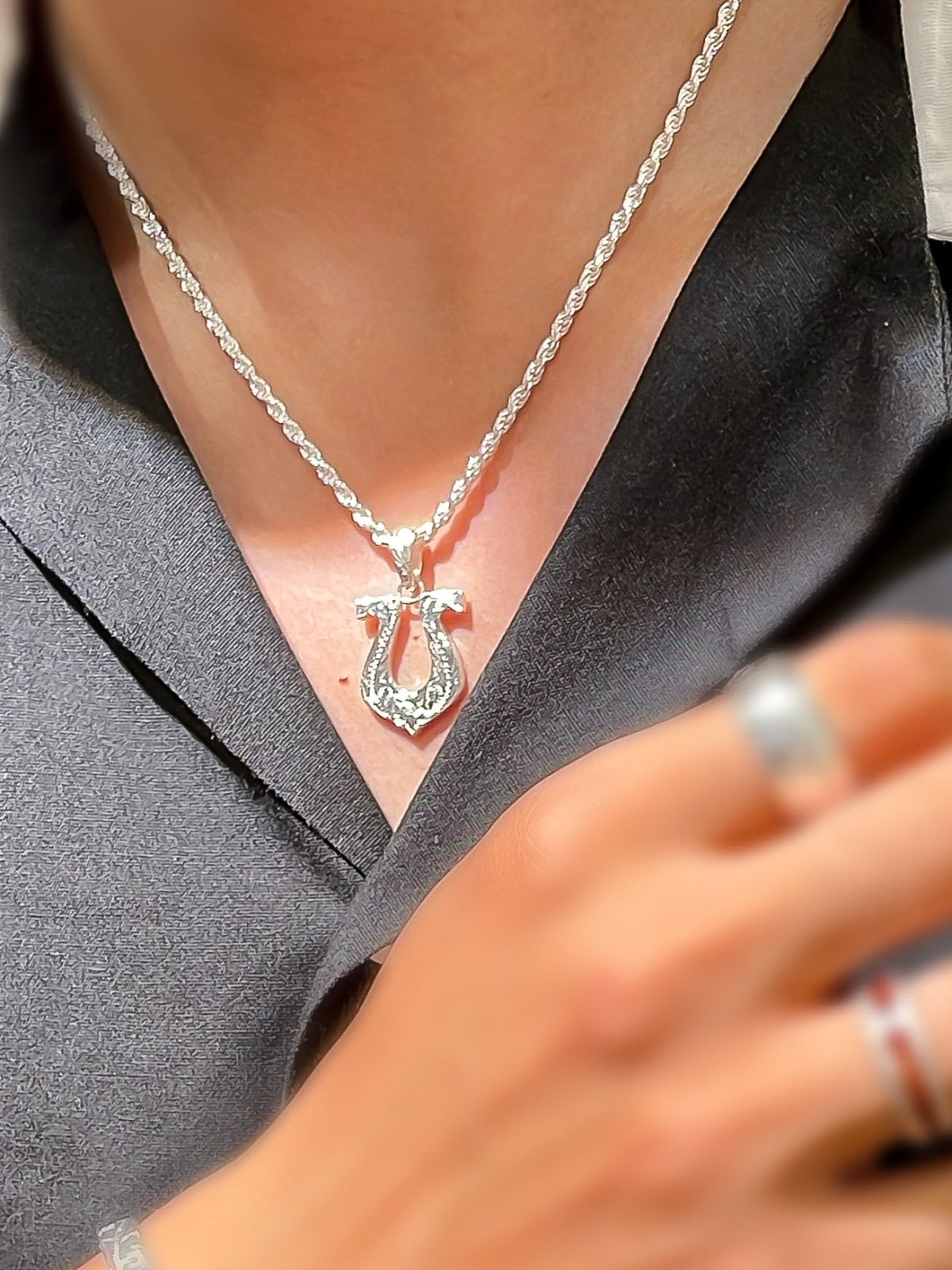 Studio S.T.L ホースシュー　ペンダントトップ Studio S.T.L ホースシュー ペンダントトップ - メルカリ